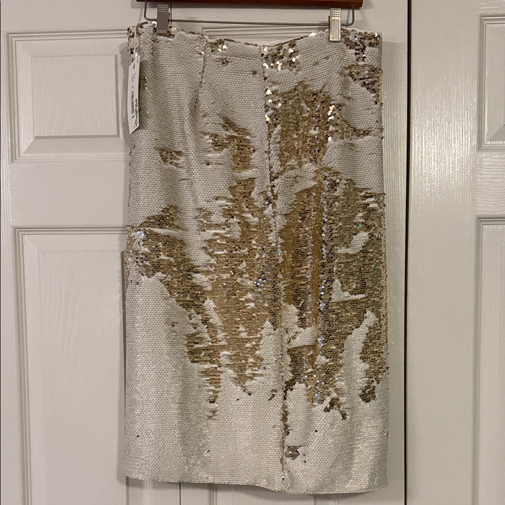 NWOT Sequin Embellished Skirt in Gold and Cream Tags removed but not worn.